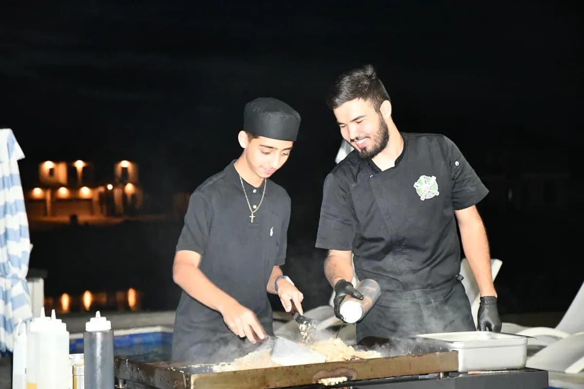Private hibachi chef catering an event in Allen, Texas